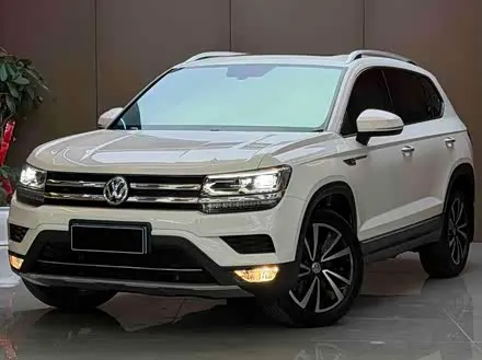 VOLKSWAGEN THARU 2020 — из Китая под ключ