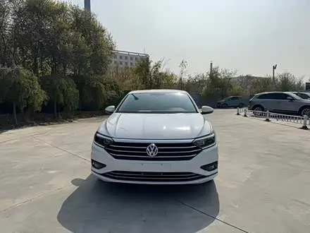 VOLKSWAGEN SAGITAR — из Кореи под ключ