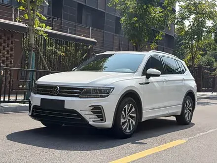 VOLKSWAGEN TIGUAN L — из Китая под ключ