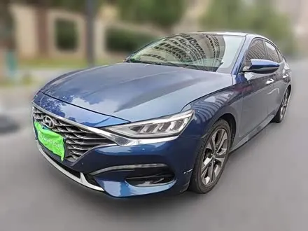 HYUNDAI LAFESTA — из Кореи под ключ