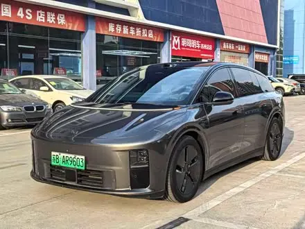 LI AUTO I6 — из Китая под ключ