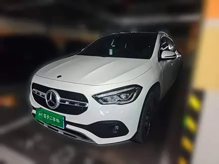 MERCEDES-BENZ GLA — из Кореи под ключ
