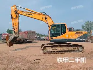 HYUNDAI 220LC — из Китая