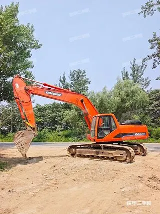 DOOSAN DH300LC-7 — из Китая