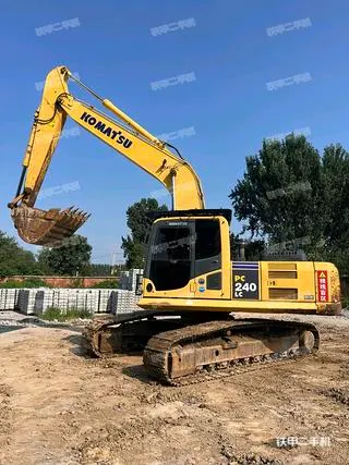 KOMATSU PC240LC-8M0 — из Китая