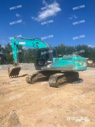KOBELCO SK210 — из Китая
