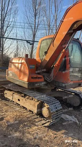 DOOSAN DX75 — из Китая
