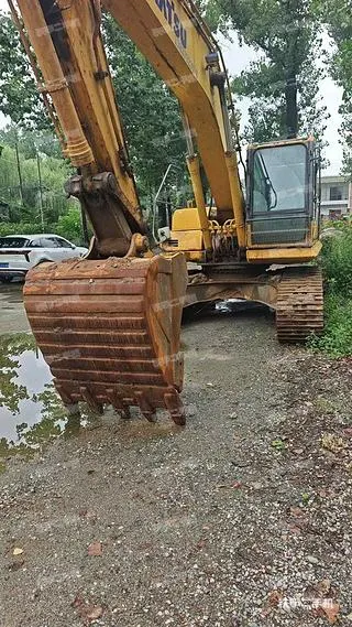 KOMATSU PC210-8MO — из Китая