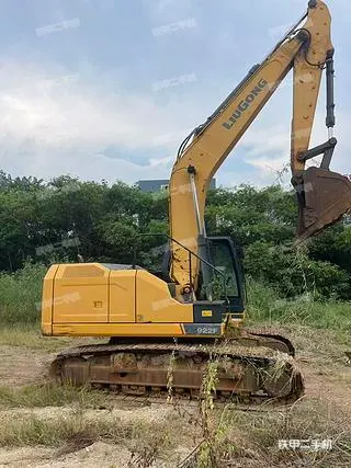 LIUGONG CLG922F — из Китая