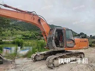 HITACHI EX230-6 — из Китая