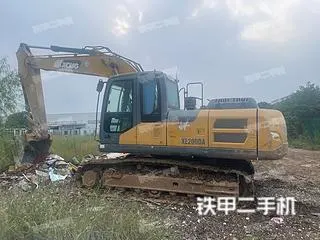 XCMG XE200DA — из Китая