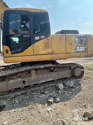 KOMATSU PC220LC-7 — из Китая