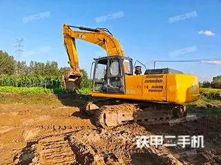 XCMG XE230C — из Китая