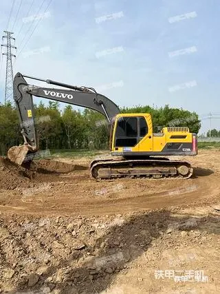 VOLVO EC210CL — из Китая под ключ