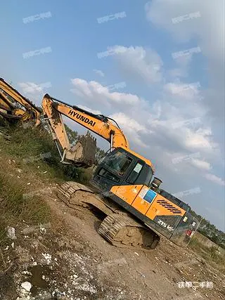 HYUNDAI R215VS — из Китая