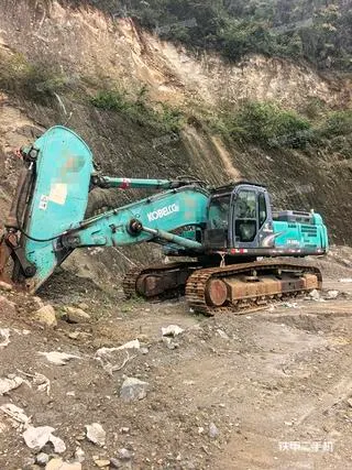 Kobelco SK480LC-8 — из Китая