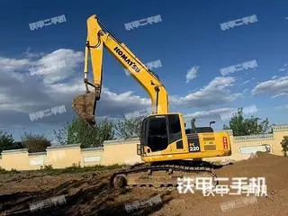KOMATSU PC220-8M0 — из Китая под ключ