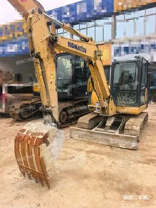Komatsu PC56-7 — из Китая