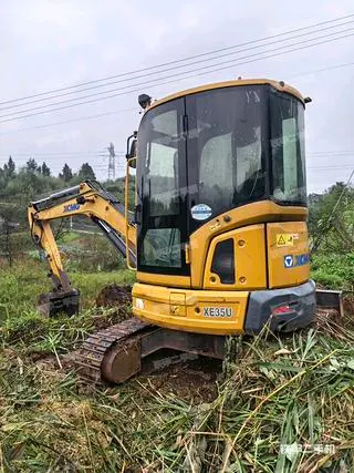 XCMG XE35U — из Китая