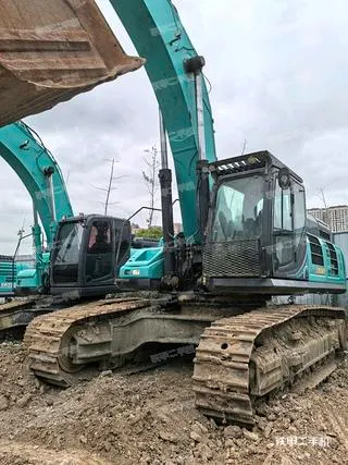 Kobelco SK500XD-10 — из Китая