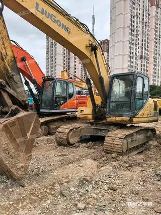 LiuGong CLG920E — из Китая