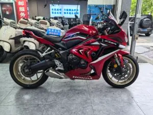 HONDA CBR650R — из Китая под ключ