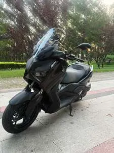 YAMAHA XMAX 300 — из Китая