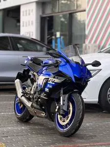 YAMAHA YZF-R1 — из Китая