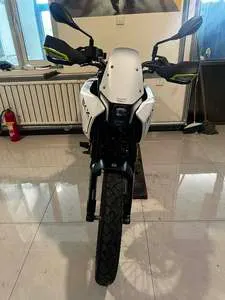 BENELLI BKX250 — из Китая