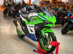 KAWASAKI NINJA 500 — из Китая