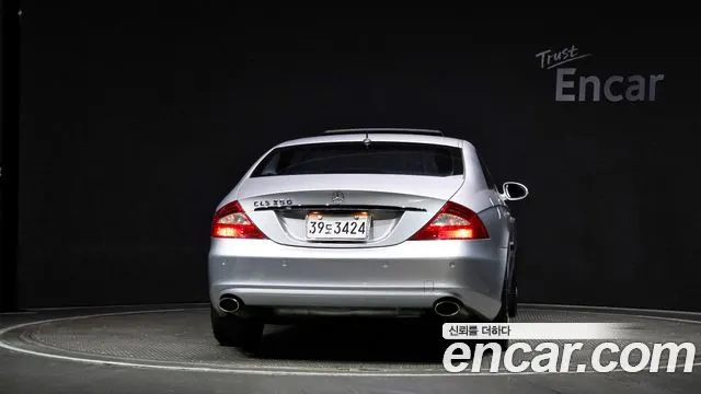 MERCEDES-BENZ CLS-CLASS W219 2005 — 73 608 км, серебристый, Корея — под ключ — фото 4