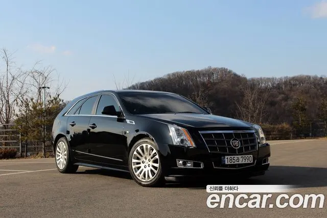 CADILLAC CTS 2010 — 87 420 км, чёрный, Корея — под ключ — фото 1