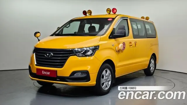 HYUNDAI GRAND STAREX 2019 — 167 976 км, жёлтый, Корея — под ключ — фото 1