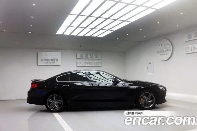 BMW 6 SERIES 2015 — 207 000 км, чёрный, Корея — под ключ — фото 5