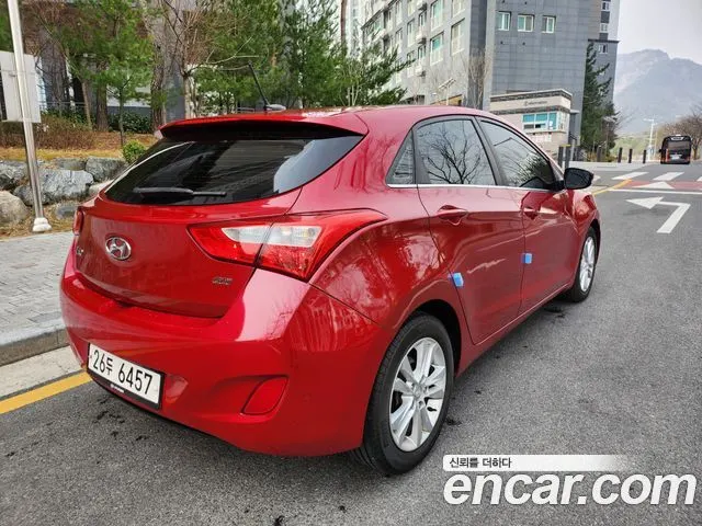 HYUNDAI I30 2014 — 101 180 км, красный, Корея — под ключ — фото 6