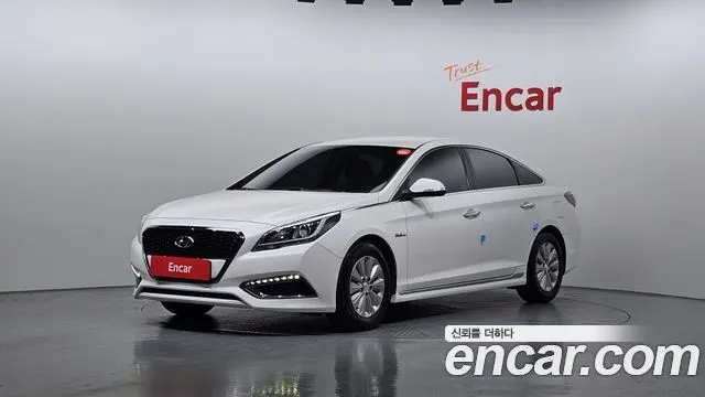 HYUNDAI SONATA HYBRID 2017 — 91 194 км, белый, Корея — под ключ — фото 1
