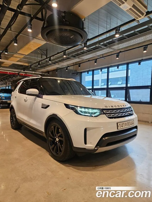 LAND ROVER DISCOVERY 5 2017 — 90 000 км, белый, Корея — под ключ — фото 2