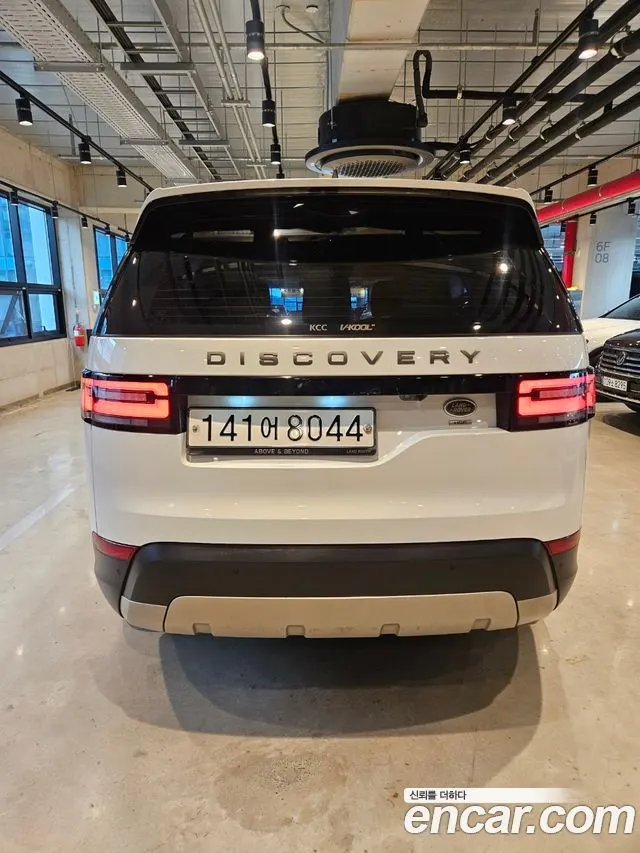 LAND ROVER DISCOVERY 5 2017 — 90 000 км, белый, Корея — под ключ — фото 4