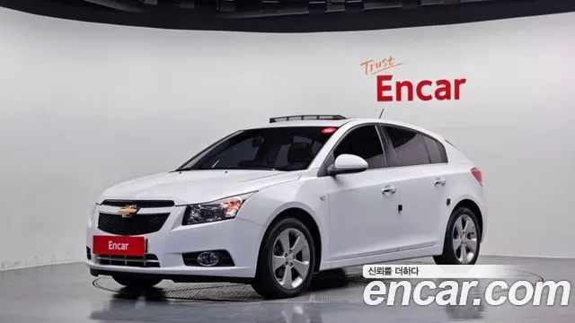 CHEVROLET CRUZE 5 2012