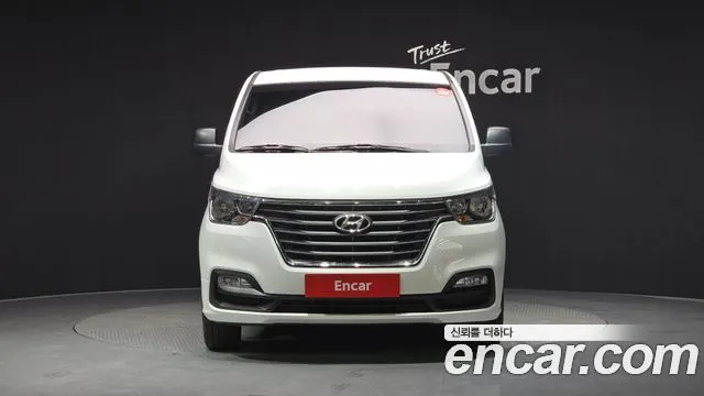 HYUNDAI GRAND STAREX 2019 — 160 025 км, белый, Корея — под ключ — фото 3