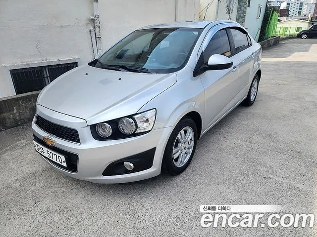 CHEVROLET AVEO SEDAN 2013