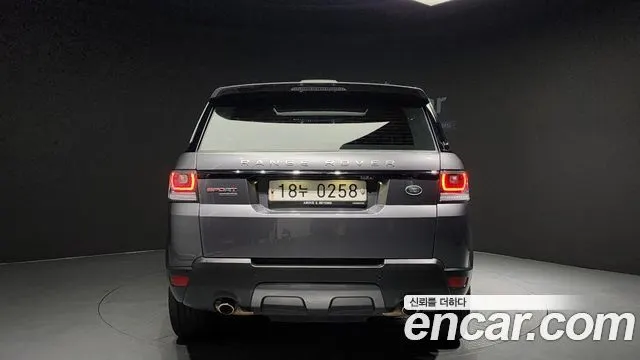 LAND ROVER RANGE ROVER SPORT (2 ПОК.) 2016 — 130 066 км, серый, Корея — под ключ — фото 4