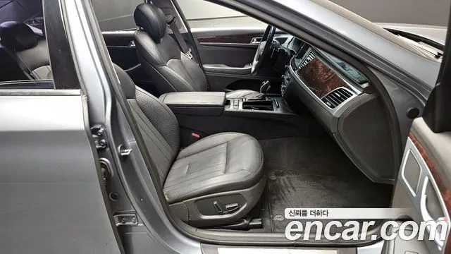 HYUNDAI GENESIS DH 2016 — 93 030 км, серебристо-серый, Корея — под ключ — фото 10