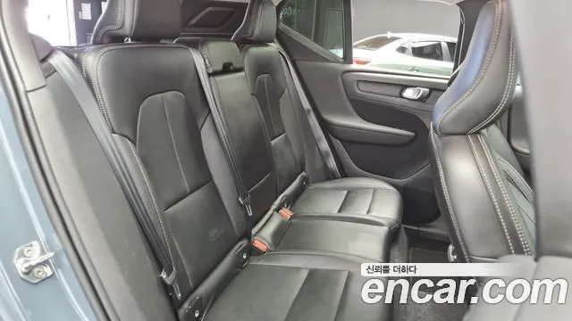 VOLVO XC40 2021 — 53 191 км, светло-серебристый, Корея — под ключ — фото 12
