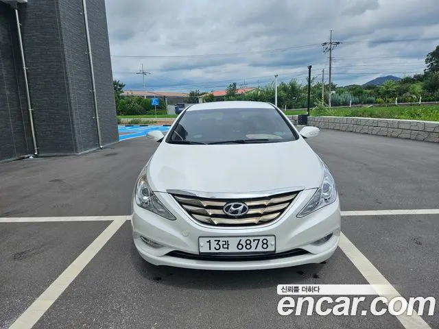 HYUNDAI SONATA 2011 — 99 000 км, белый, Корея — под ключ — фото 11