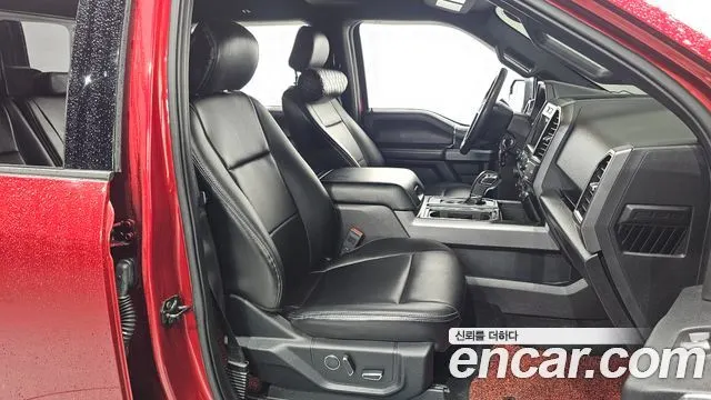 FORD F150 2018 — 67 842 км, красный, Корея — под ключ — фото 10