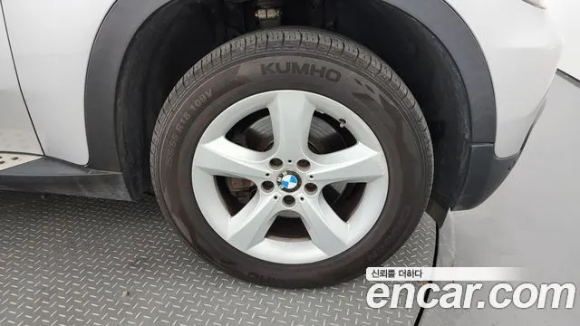 BMW X5 2010 — 128 958 км, серебристо-серый, Корея — под ключ — фото 5
