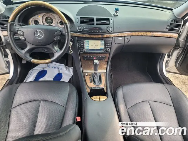 MERCEDES-BENZ E-CLASS W211 2008 — 194 320 км, серебристый, Корея — под ключ — фото 10