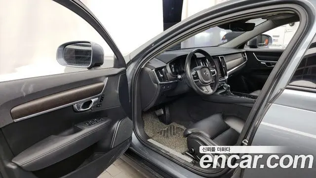 VOLVO V90 CROSS COUNTRY 2018 — 134 782 км, серый, Корея — под ключ — фото 10