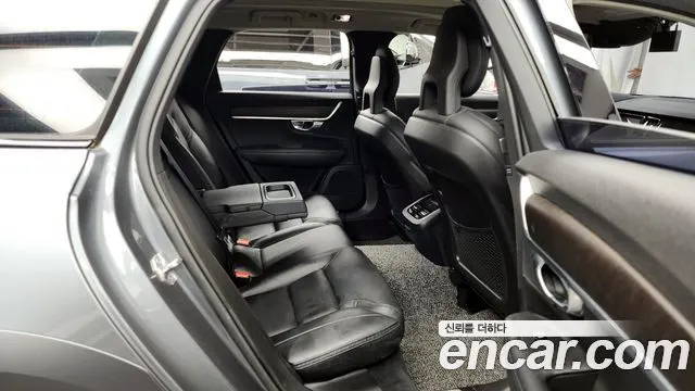 VOLVO V90 CROSS COUNTRY 2018 — 134 782 км, серый, Корея — под ключ — фото 12